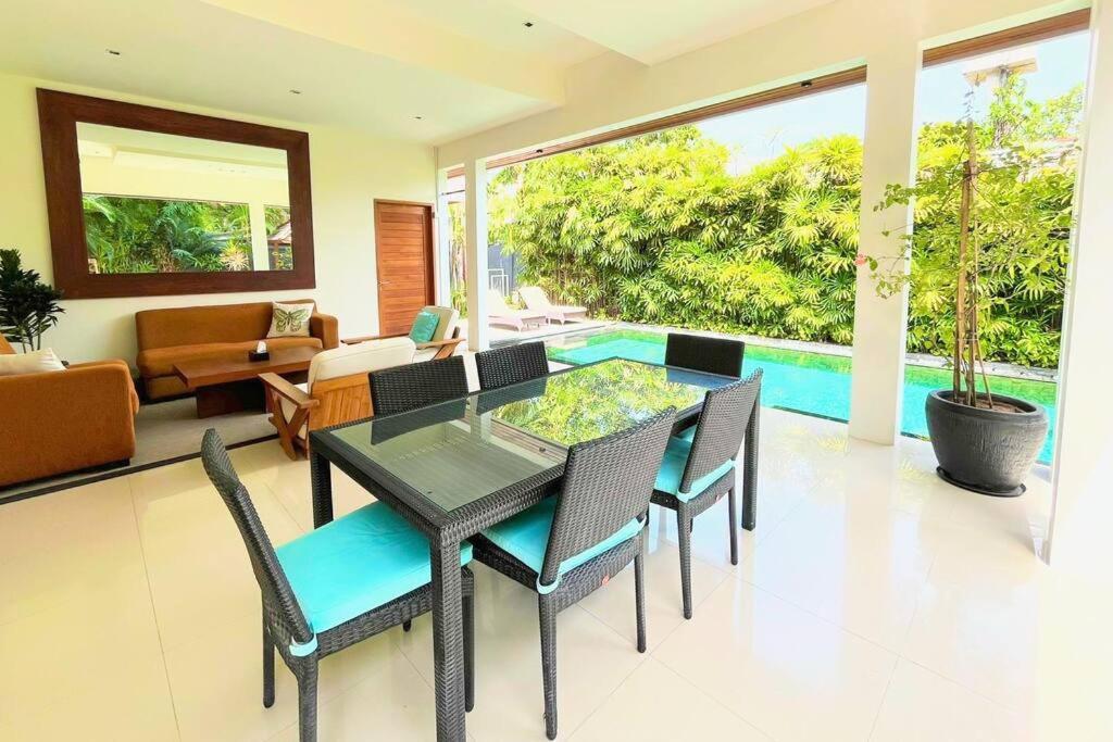 Plawa * Seminyak (Bali)