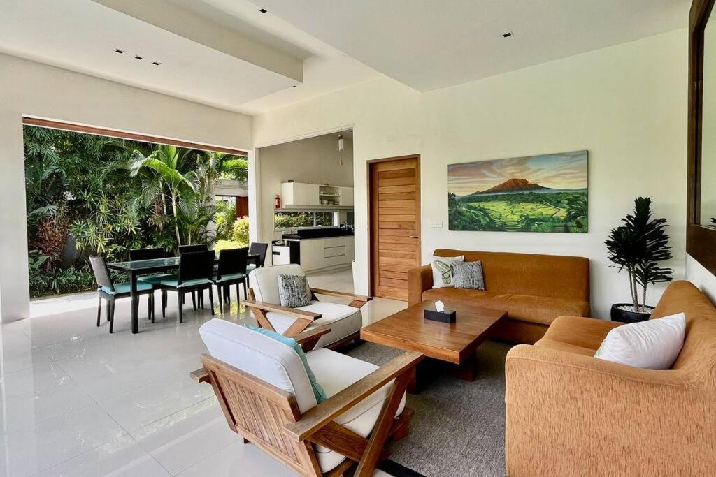 Plawa Villa Seminyak (Bali)
